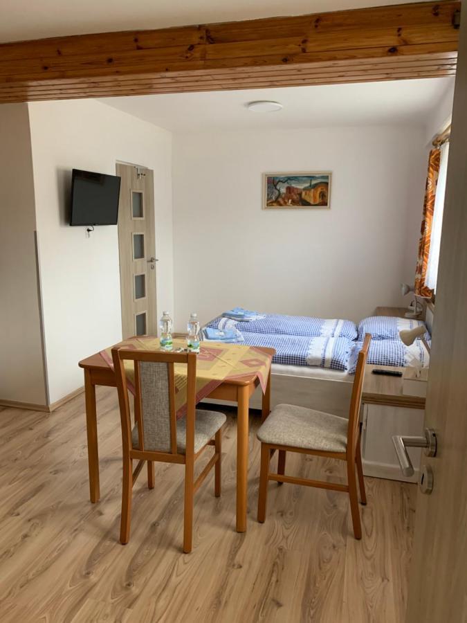 Apartamento Privat Zelezny Brod Exterior foto